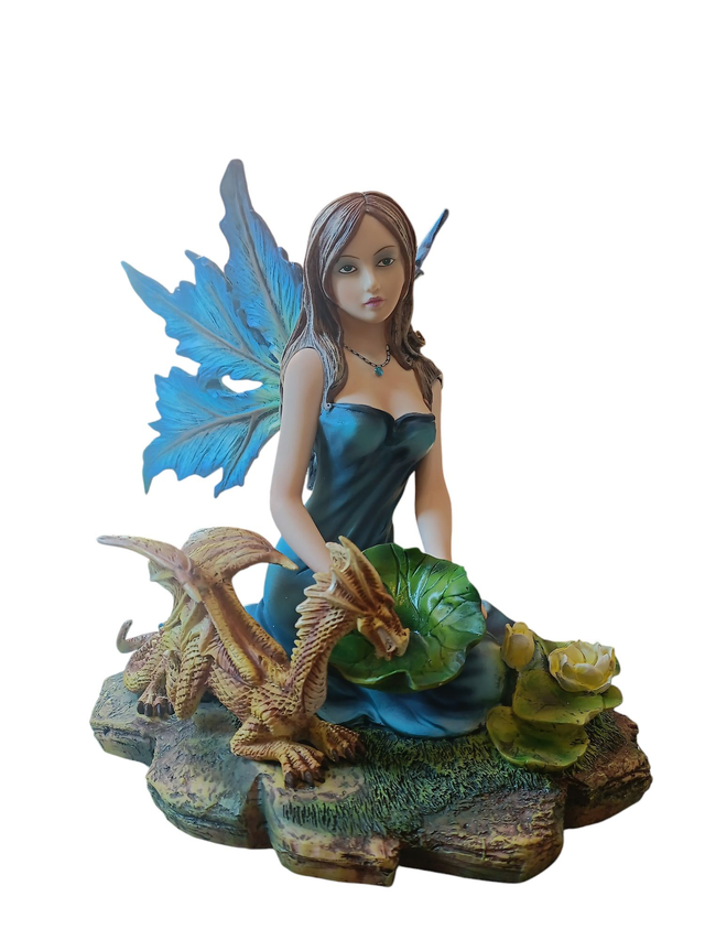 042 850 Fata Kaila con Drago - Les Alpes