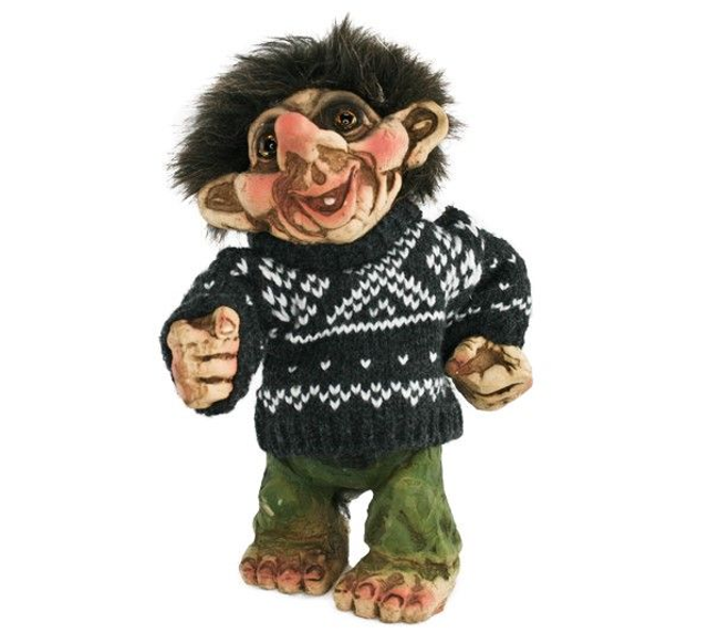 193 Troll con maglione Nyform