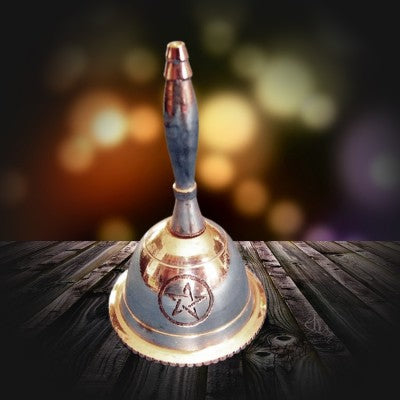 Campana rituale argentata con pentagramma